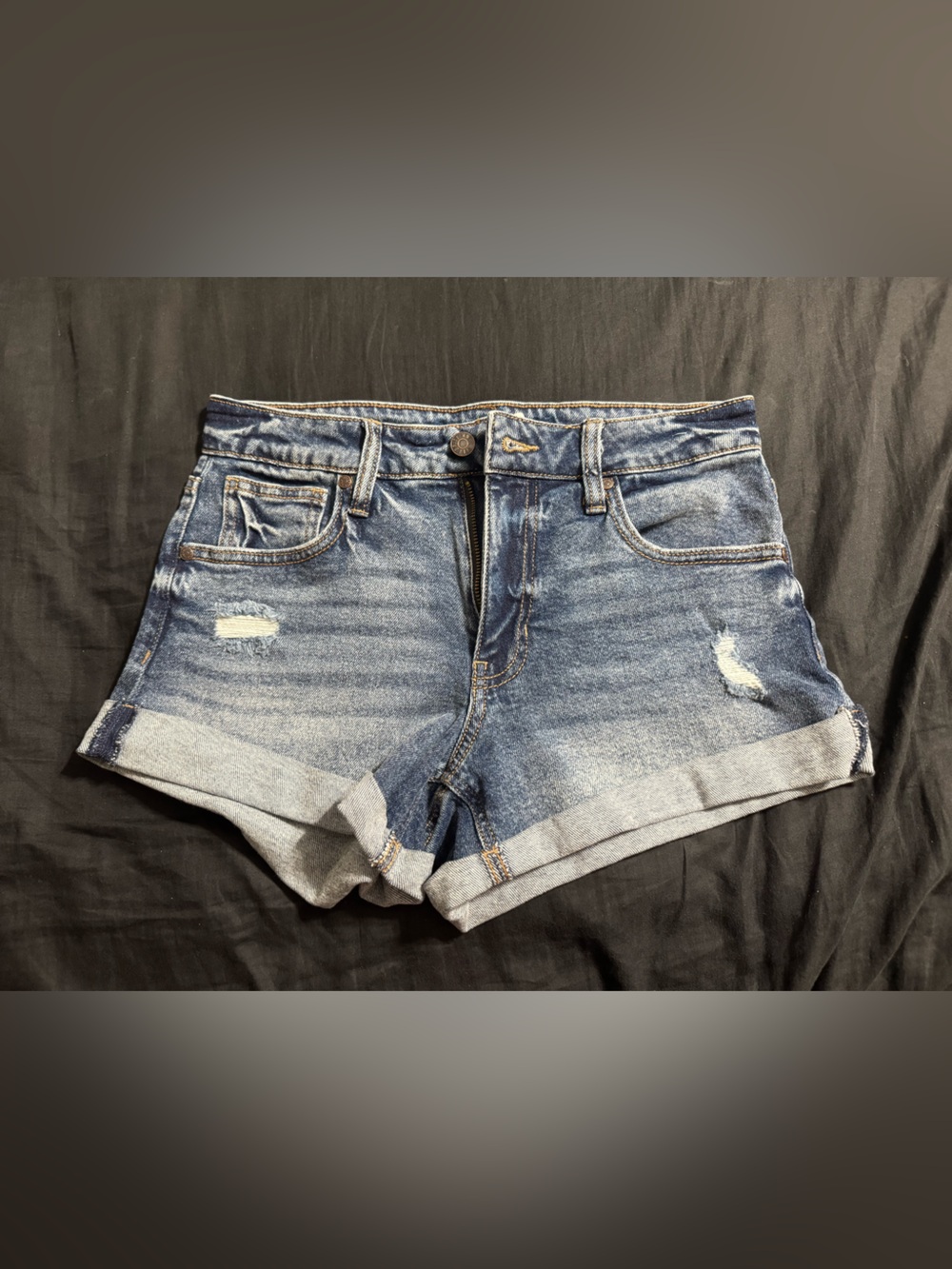 Classic High-Waist Rolled Hem Denim Shorts - Medium Blue